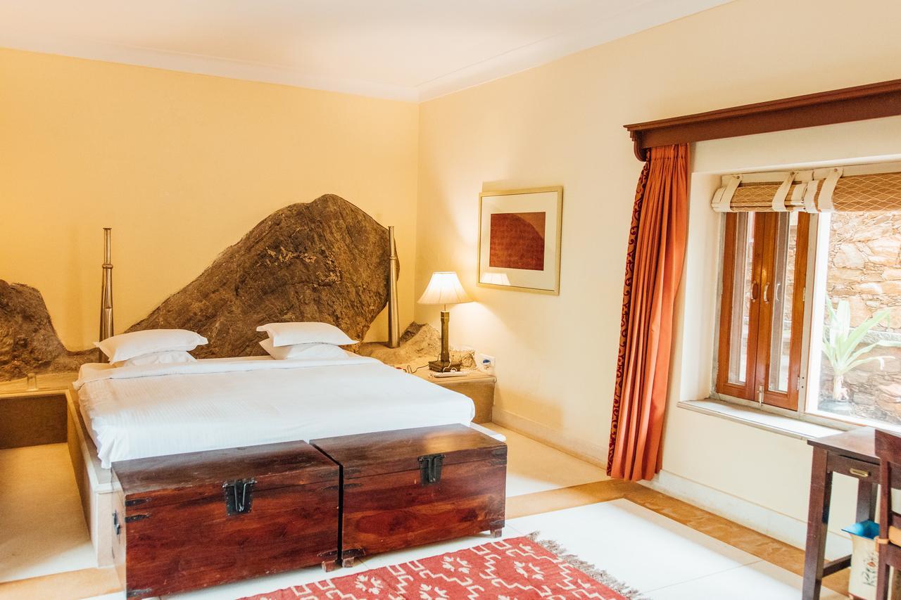 Devra Udaipur Hotel Eksteriør billede