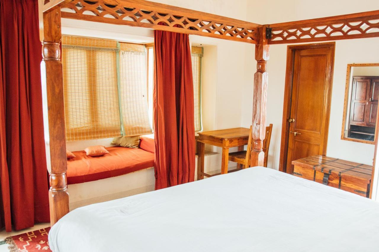 Devra Udaipur Hotel Eksteriør billede