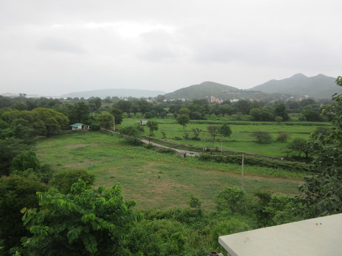 Devra Udaipur Hotel Eksteriør billede