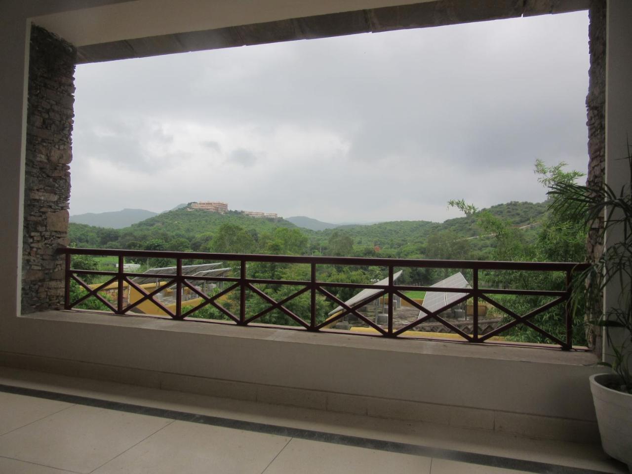 Devra Udaipur Hotel Eksteriør billede